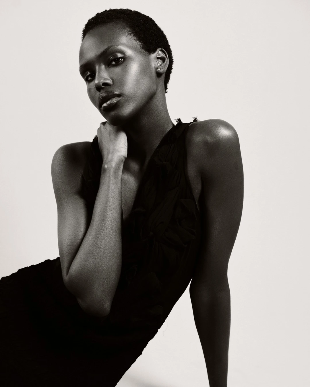 Achok Akoi Model