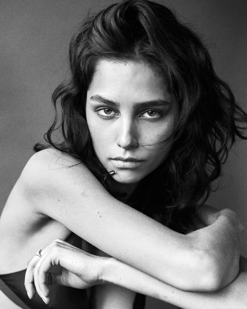 Ana Rossolovich model