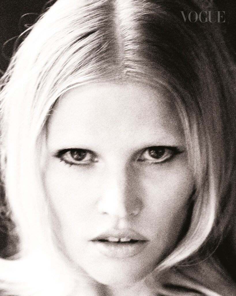 Lara Stone model