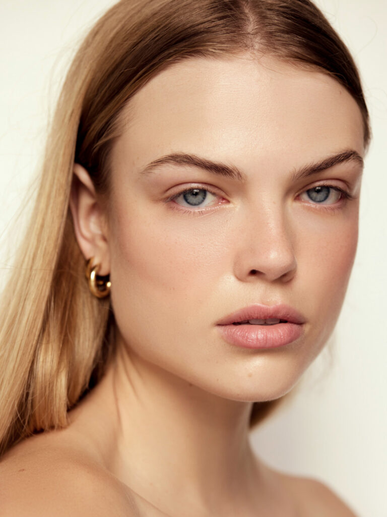 Chane Husselmann model