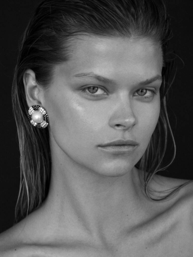 Kara Solek model