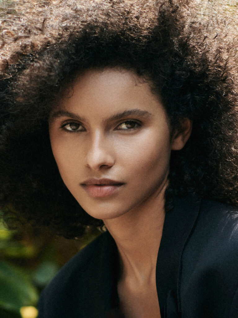 Selena Carvalho model