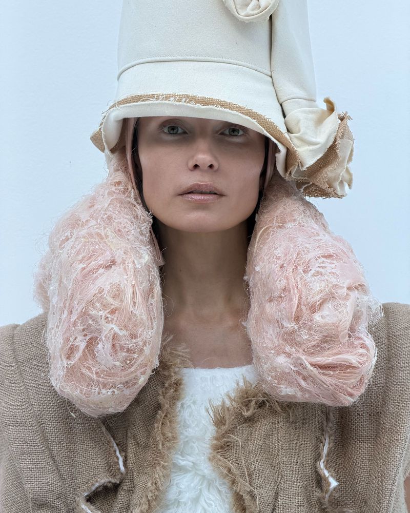 Natasha Poly MODEL