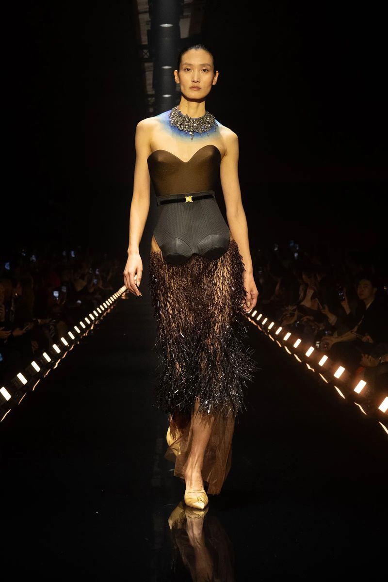 Lina Zhang MODEL