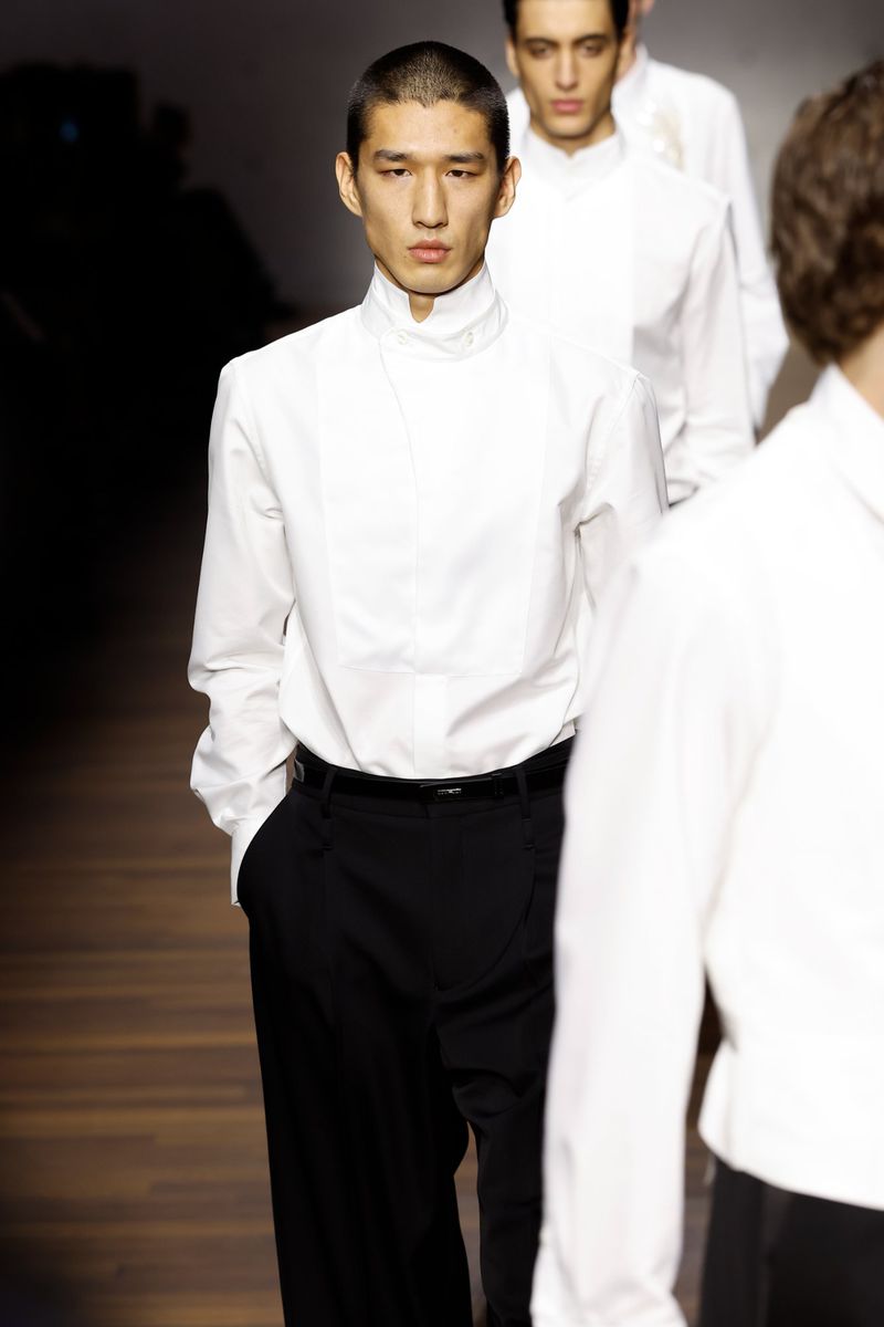 Long Li MODEL