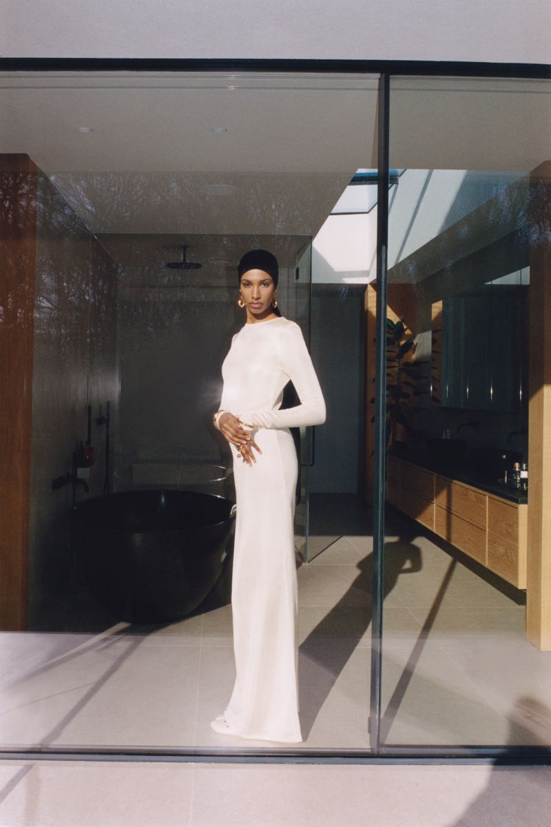 Ikram Abdi MODEL
