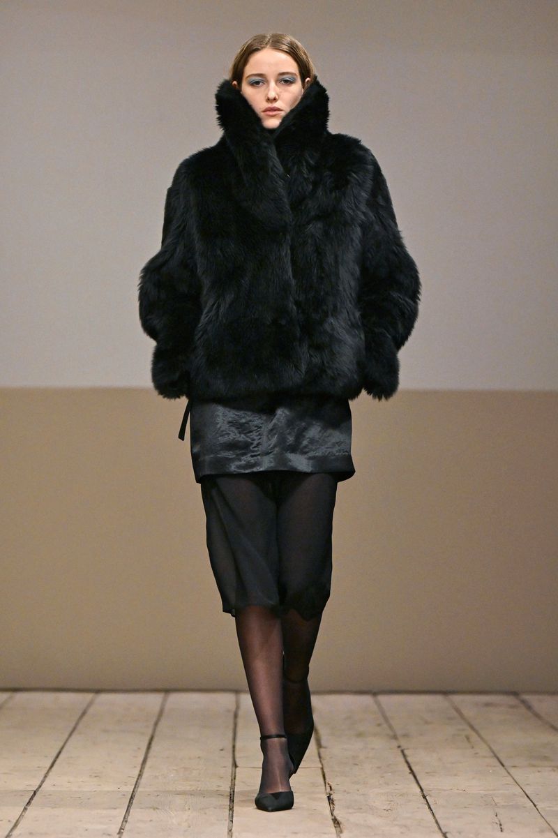 Louise Galan MODEL