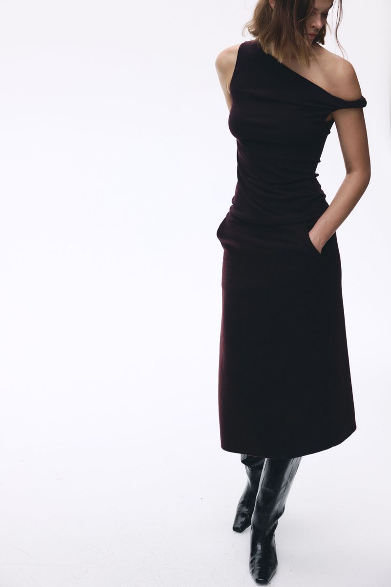 Cara Taylor MODEL