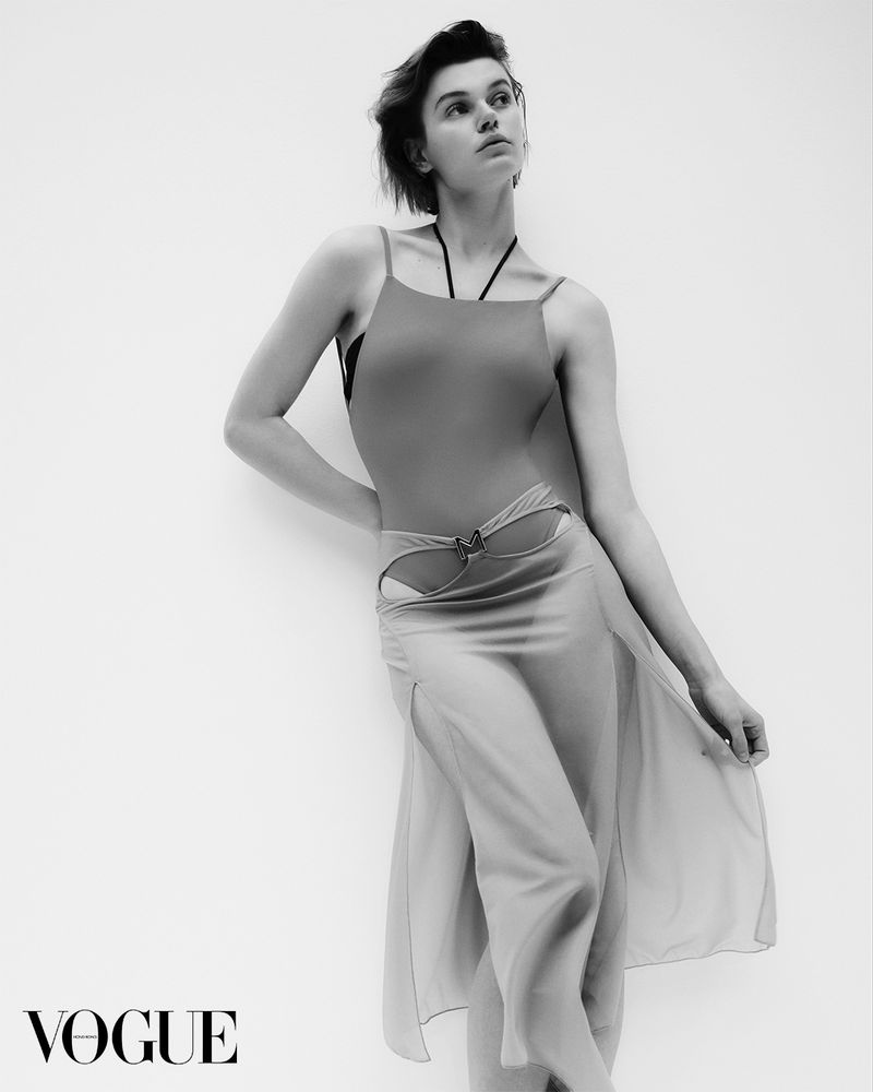 Cara Taylor MODEL