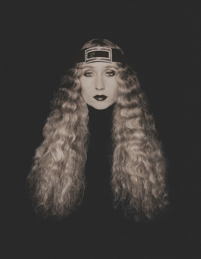 Elfie Reigate MODEL