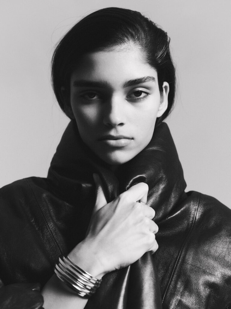 Elina Gunawardena MODEL