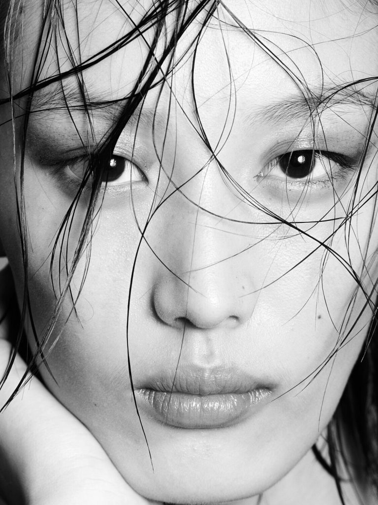 Model Hires - Newsfeed